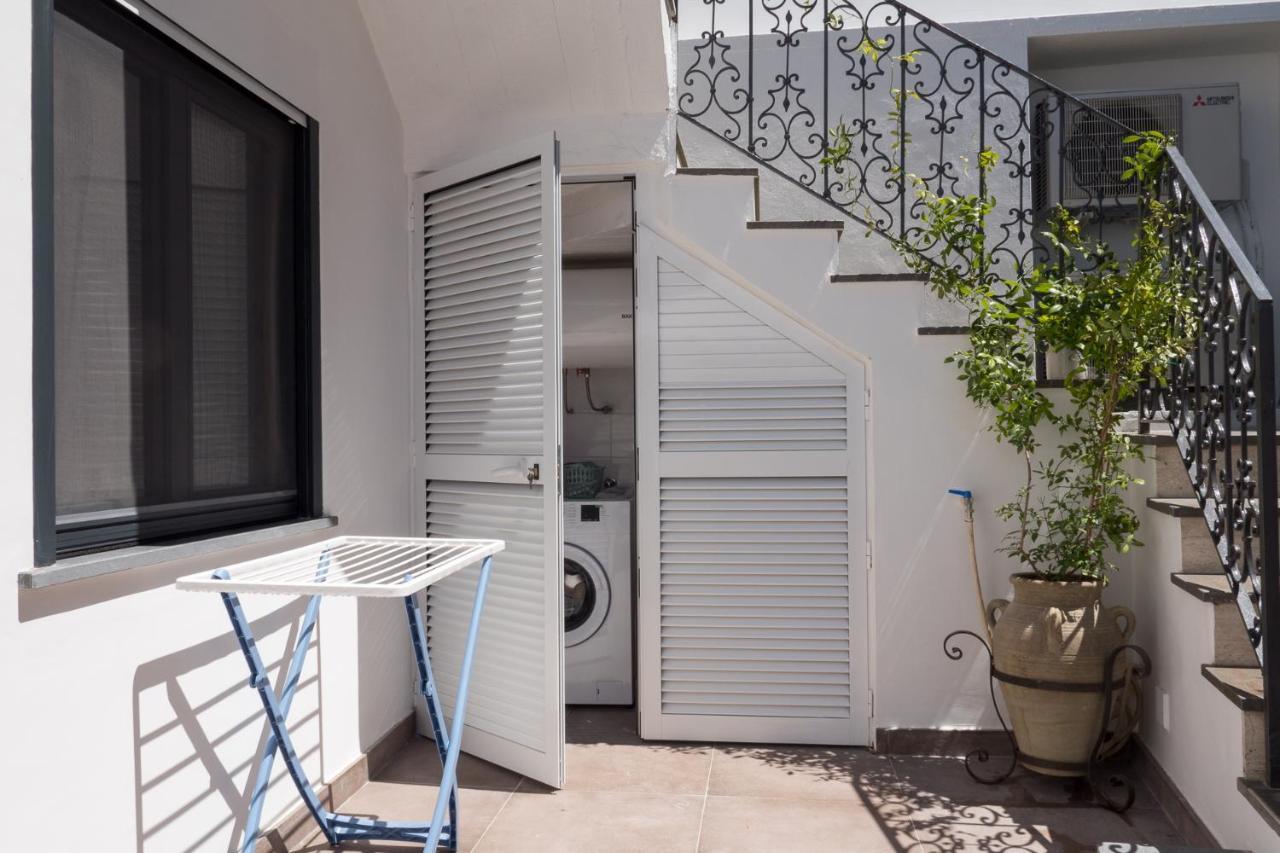 Lulu Capri Apartment อนากาปรี ภายนอก รูปภาพ