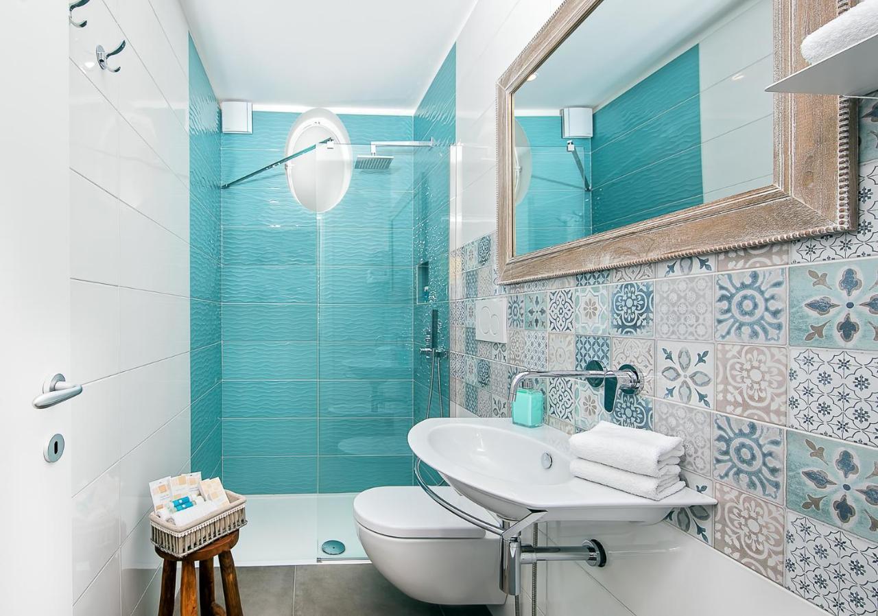 Lulu Capri Apartment อนากาปรี ภายนอก รูปภาพ